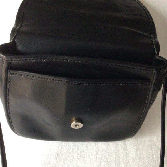 Coach Black Lindsay Crossbody Bag - Picture 7 of 9